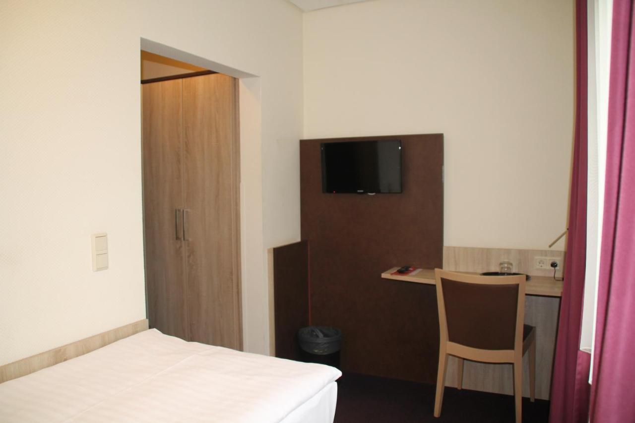 Hotel Stadt Камен Экстерьер фото